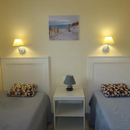 Vue Avec Piscine Chauffee Et Parking Gratuit - Fr-1-92-916 Apartmán *