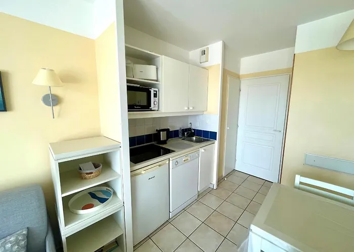 Vue Avec Piscine Chauffee Et Parking Gratuit - Fr-1-92-916 Apartment Les Sables-d'Olonne